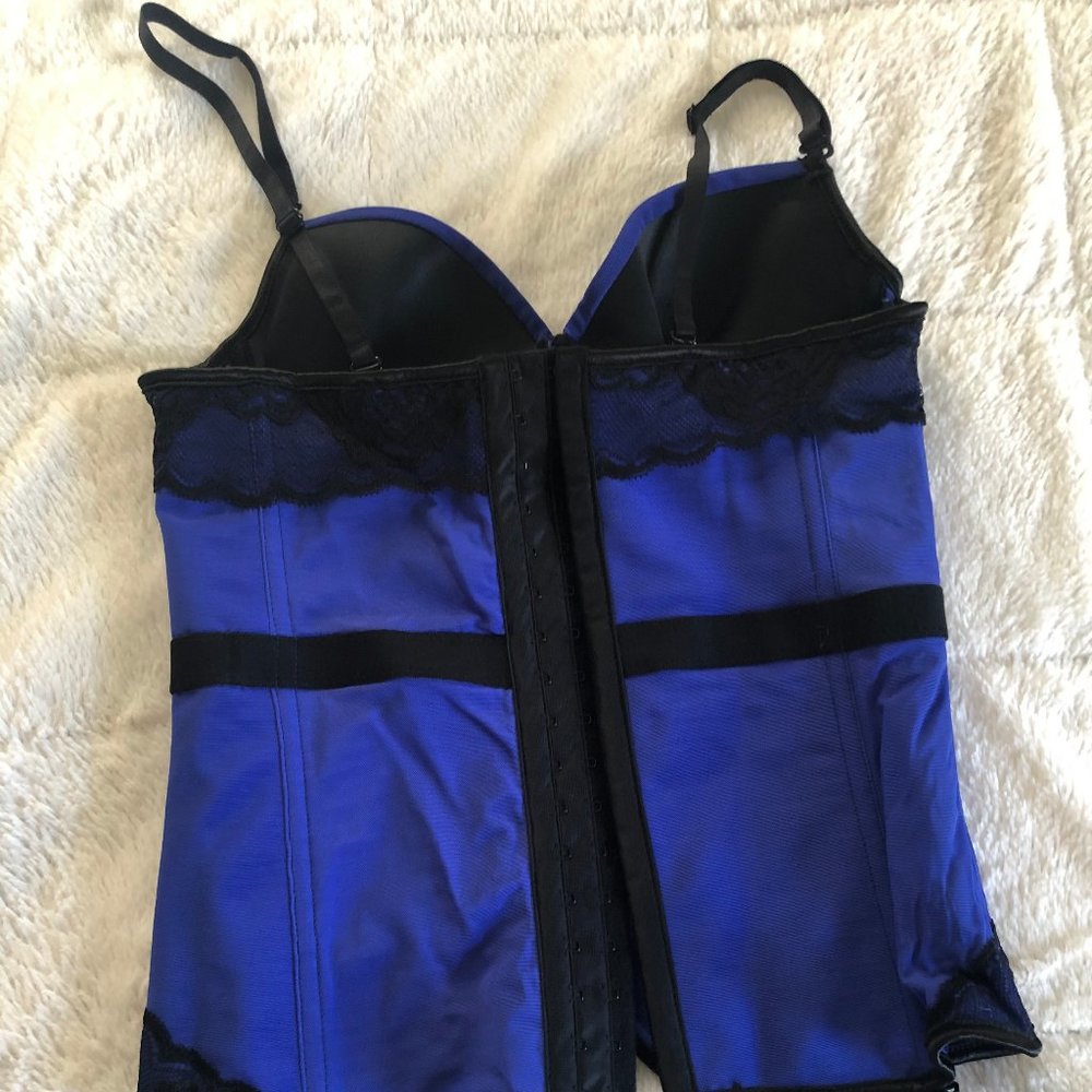Ekouaer Blue Corset with garter hooks and thong
